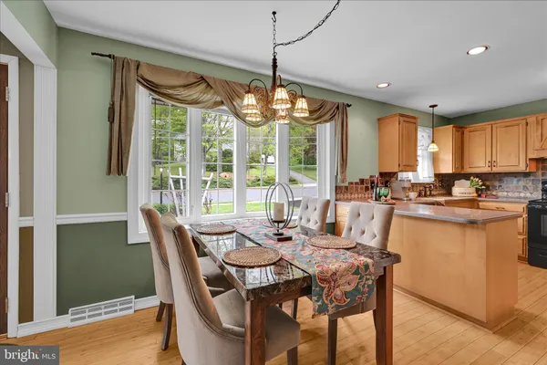 $347,500 | 217 Seidel Street, Reading, PA 19606