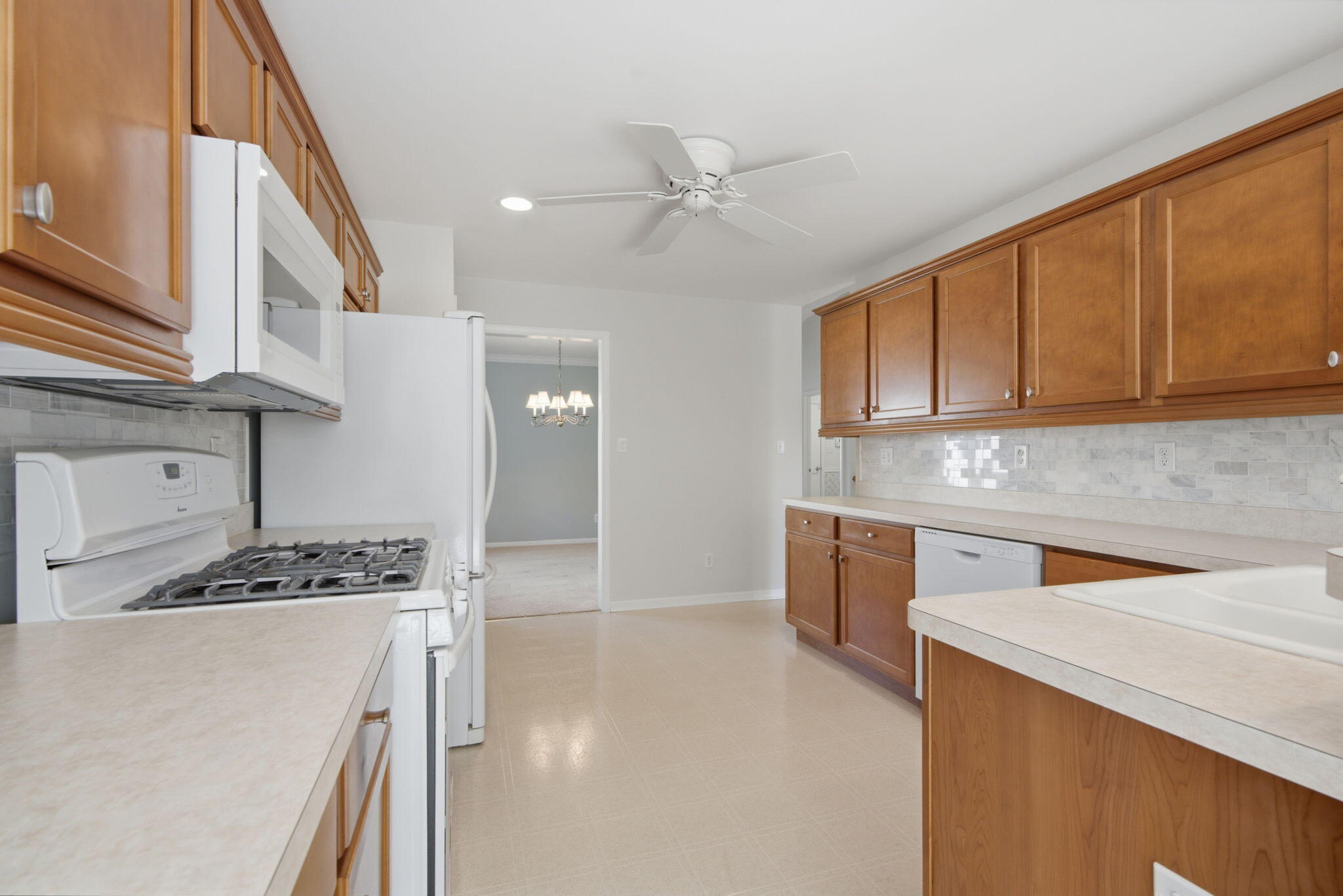 10877 Mathias Drive St. John, IN 46373 - Photo 6 of 24 2048x1366