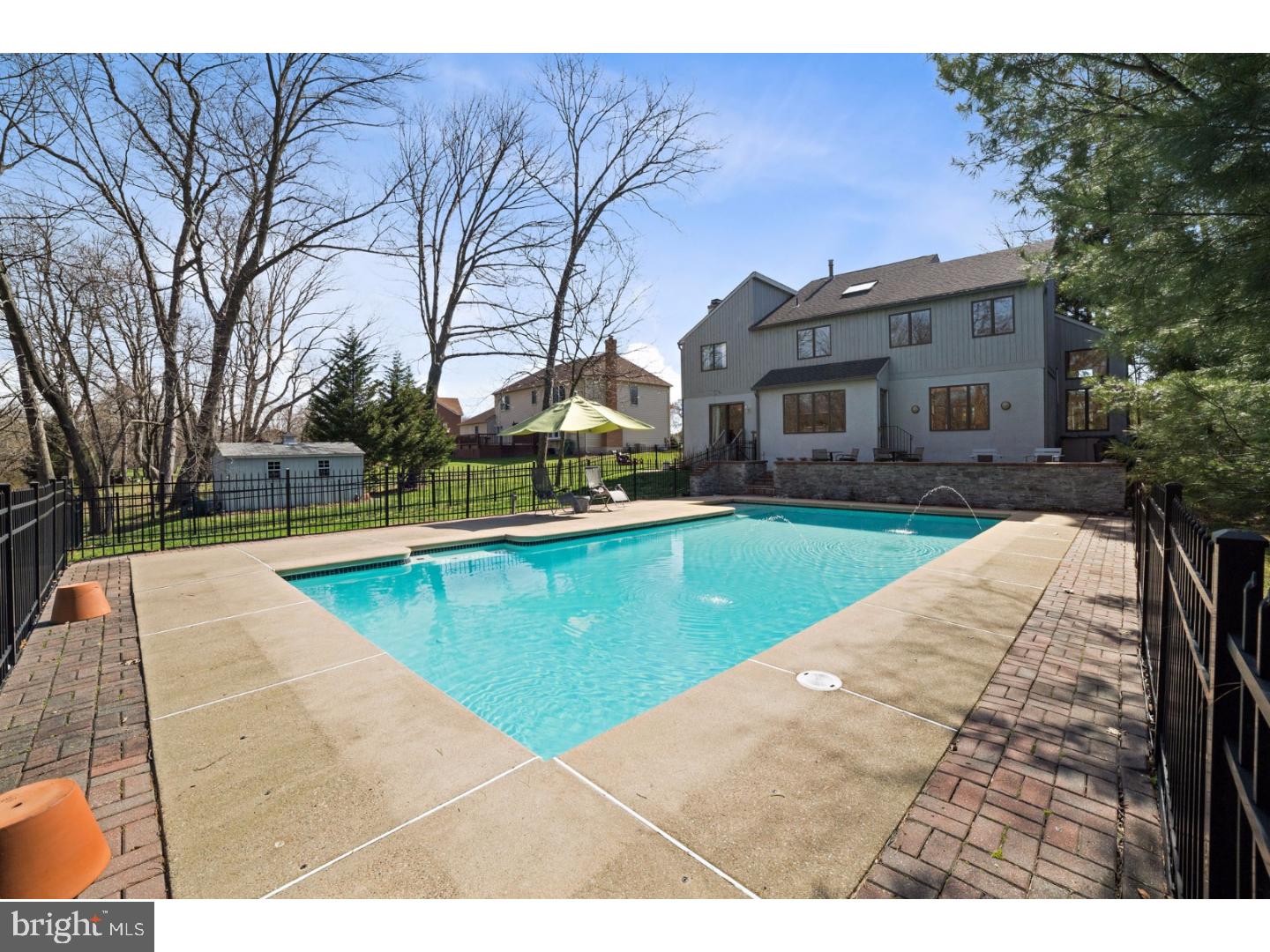 22 Rapp Run Road Dresher, PA 19025 - Photo 3 of 25 Exterior Back