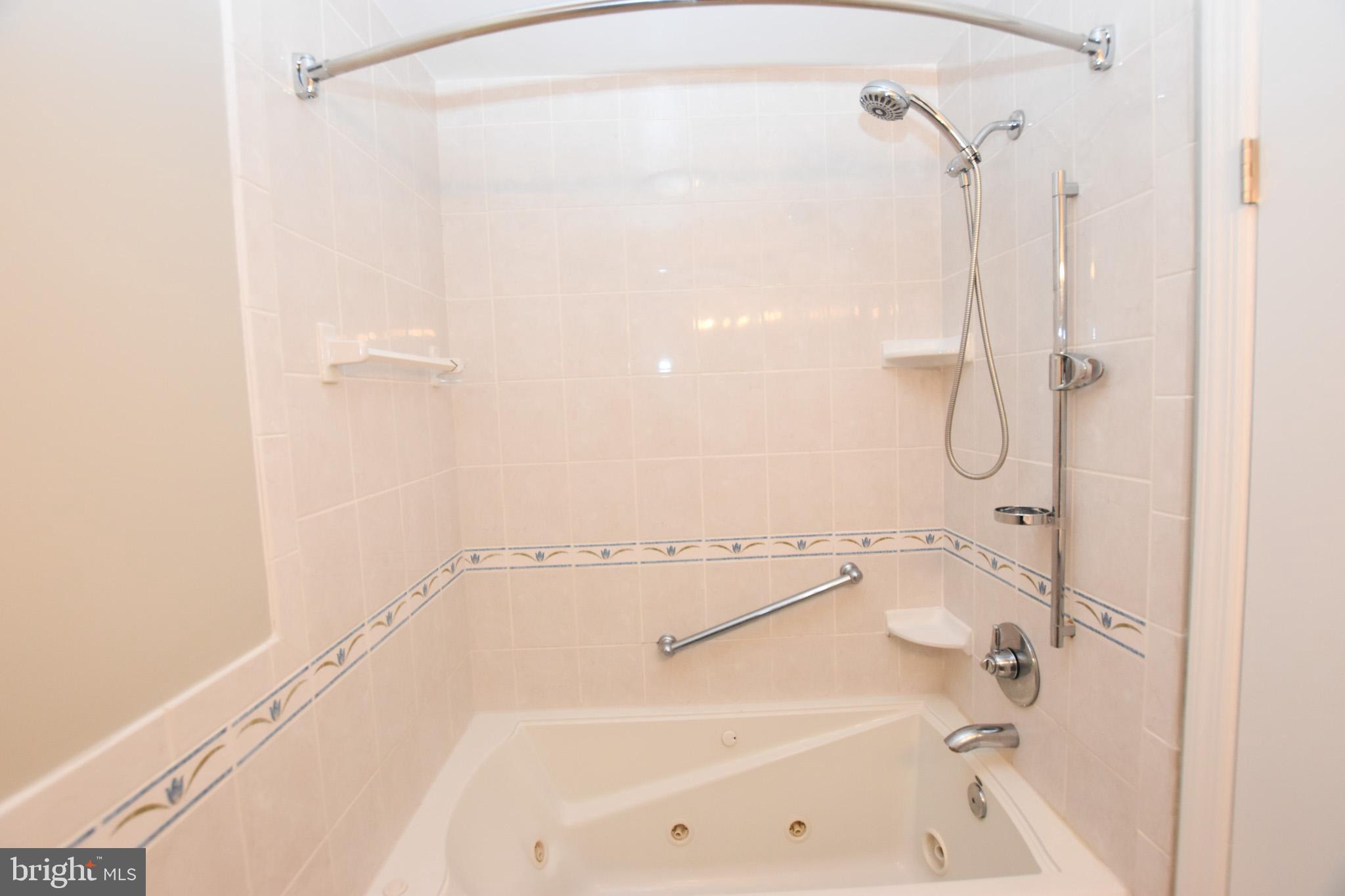 2849 Hunter Road Fairfax, VA 22031 - Photo 23 of 35 Gallery Image 23