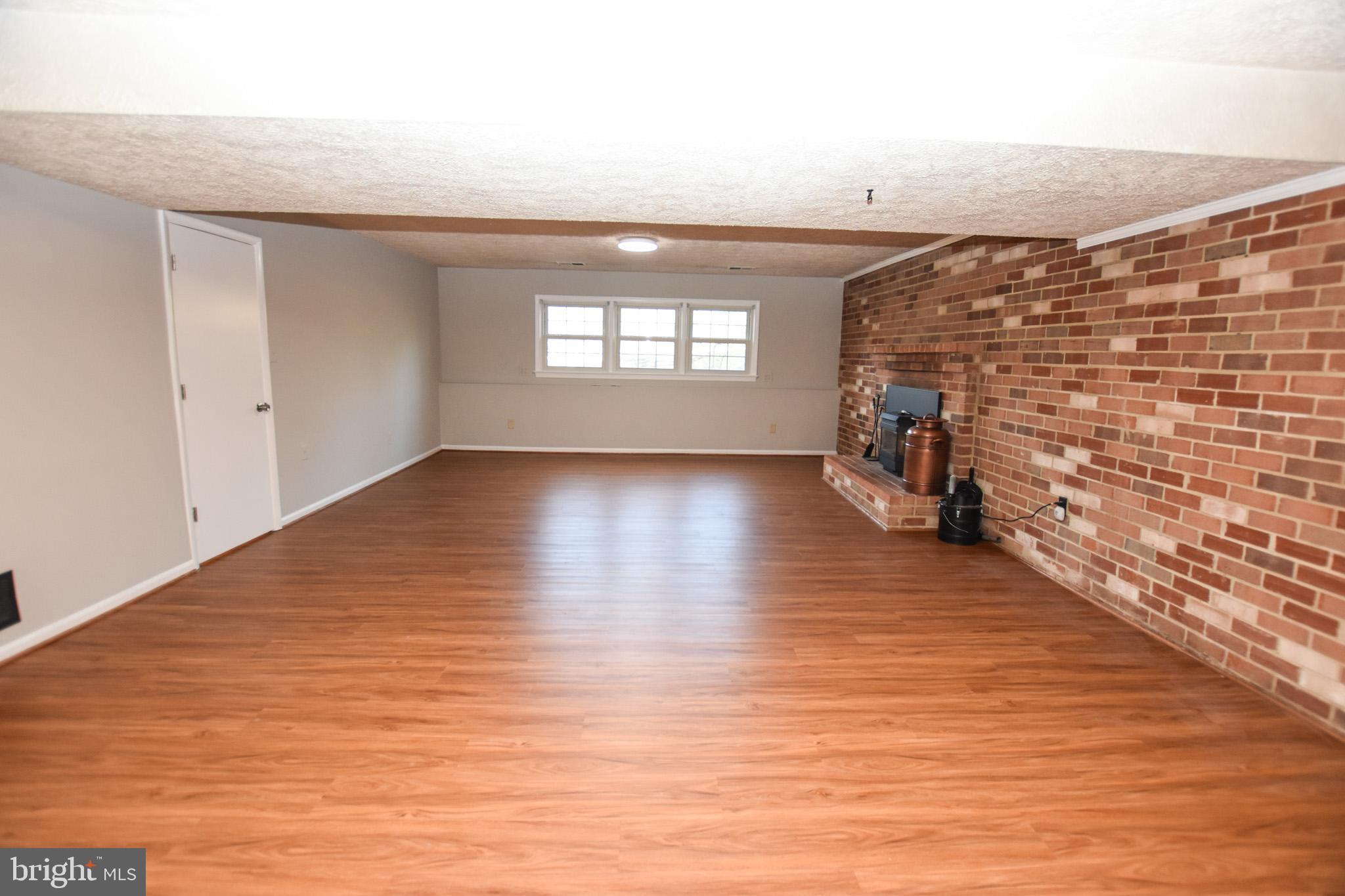 2849 Hunter Road Fairfax, VA 22031 - Photo 26 of 35 Gallery Image 26
