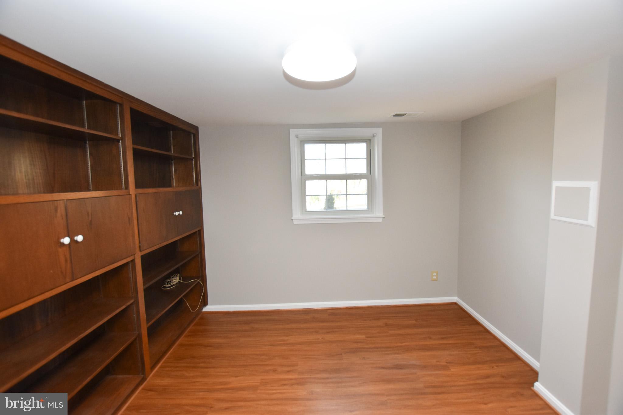 2849 Hunter Road Fairfax, VA 22031 - Photo 29 of 35 Gallery Image 29