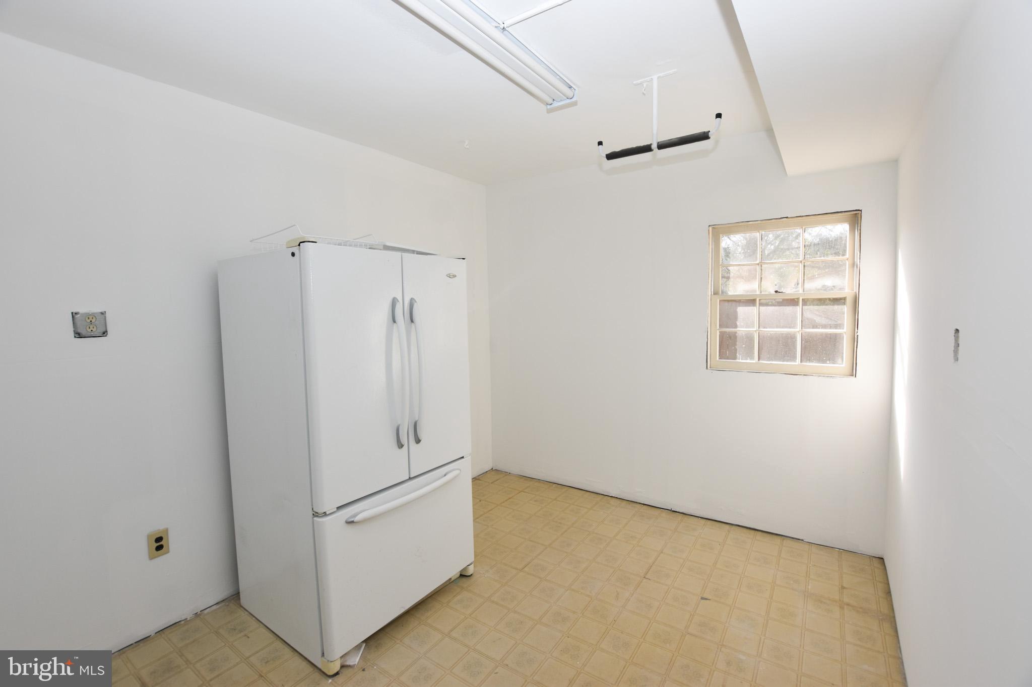 2849 Hunter Road Fairfax, VA 22031 - Photo 30 of 35 Gallery Image 30