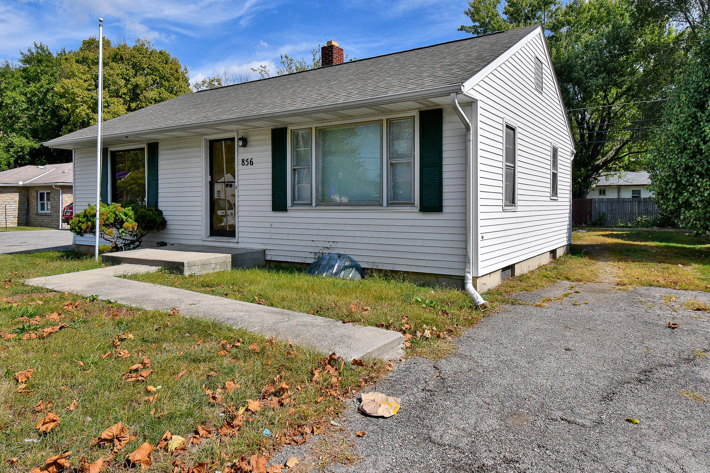 856 South Yearling Road Columbus, OH 43213 - Photo 6 of 32 856 South Yearling Road Whitehall Ohio 4