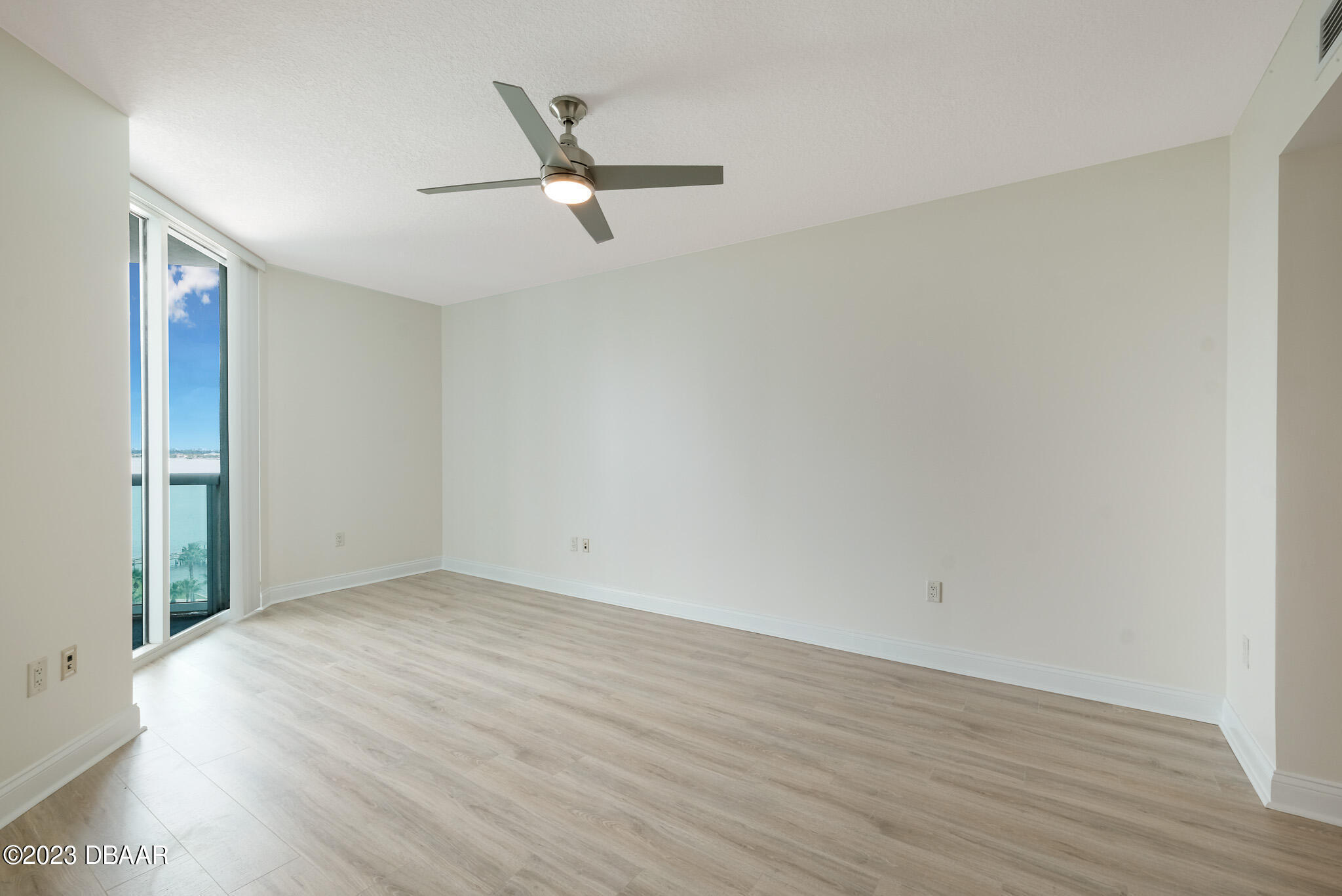 241 Riverside Drive, Unit 1006 Daytona Beach, FL 32117 - Photo 16 of 43 primary br