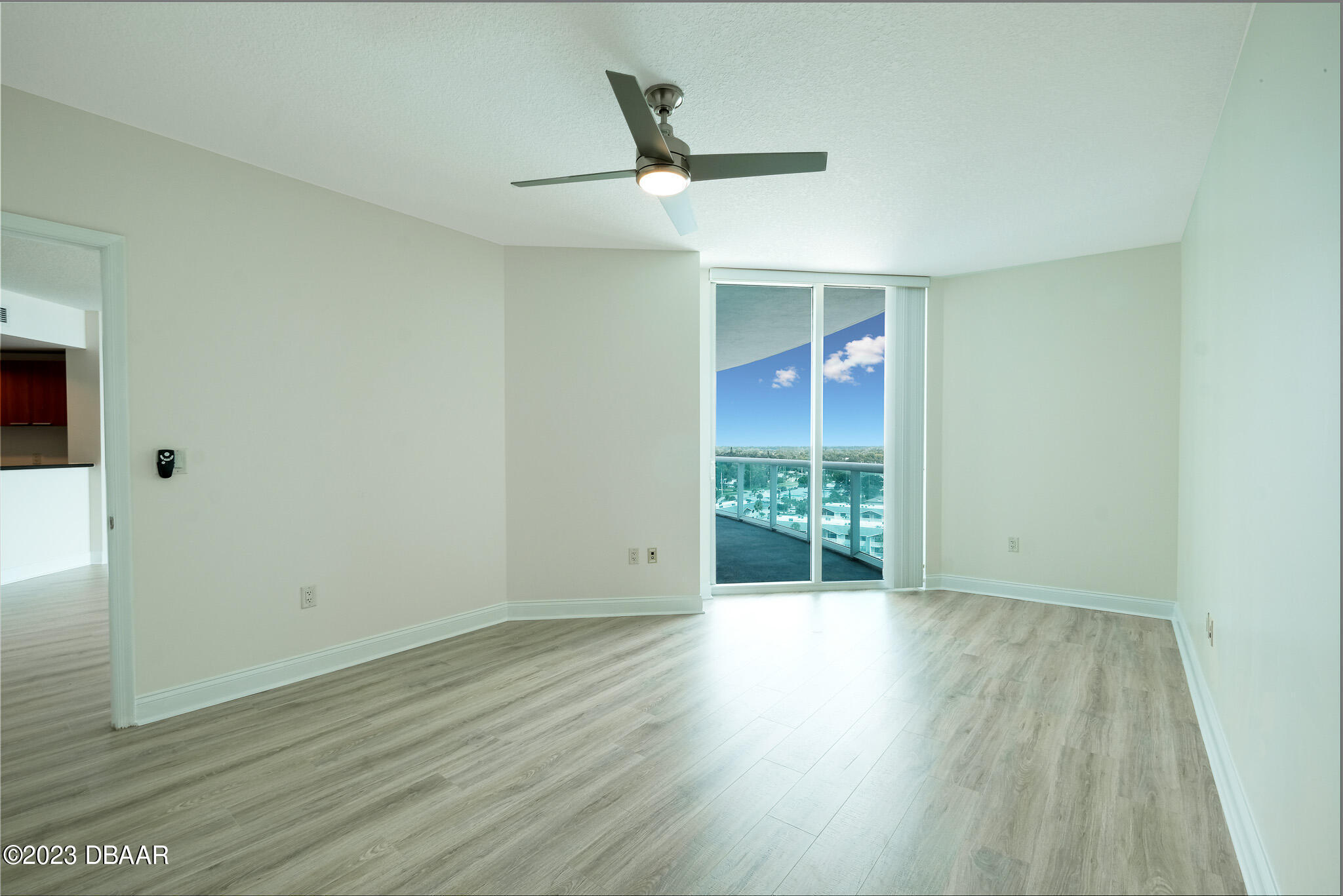 241 Riverside Drive, Unit 1006 Daytona Beach, FL 32117 - Photo 18 of 43 primary br