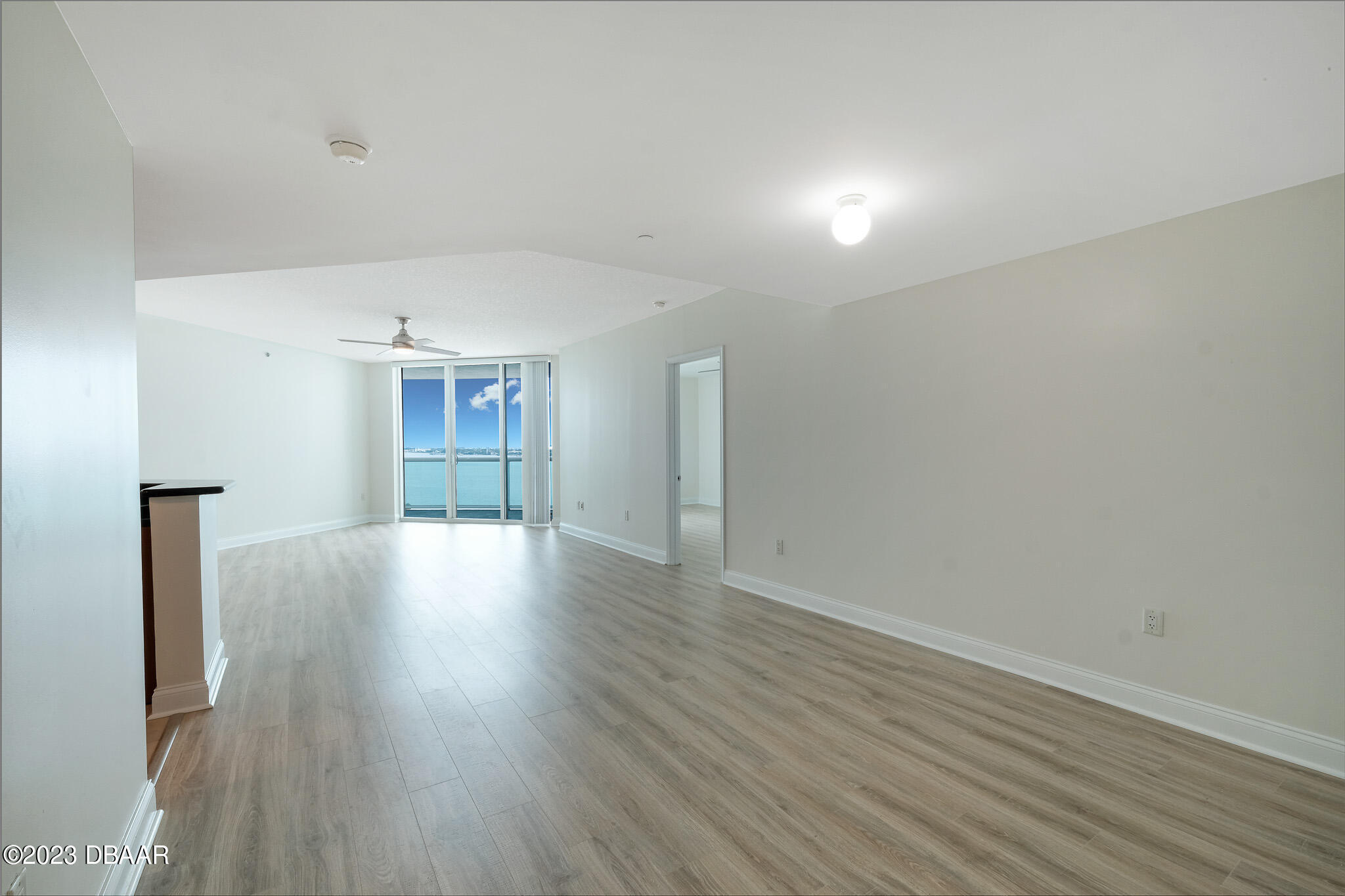 241 Riverside Drive, Unit 1006 Daytona Beach, FL 32117 - Photo 5 of 43 dining area/lr