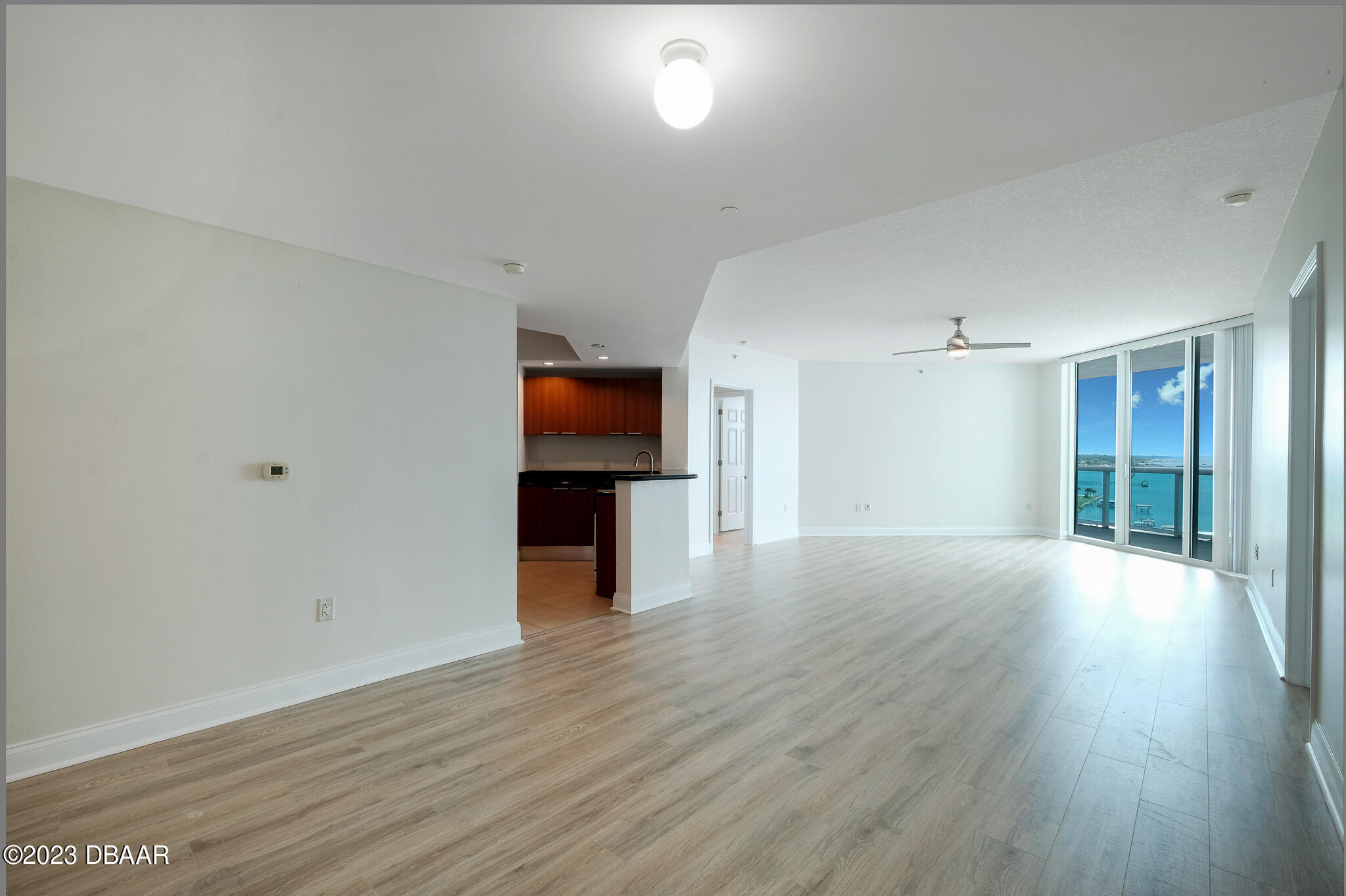 241 Riverside Drive, Unit 1006 Daytona Beach, FL 32117 - Photo 6 of 43 dining area/lr
