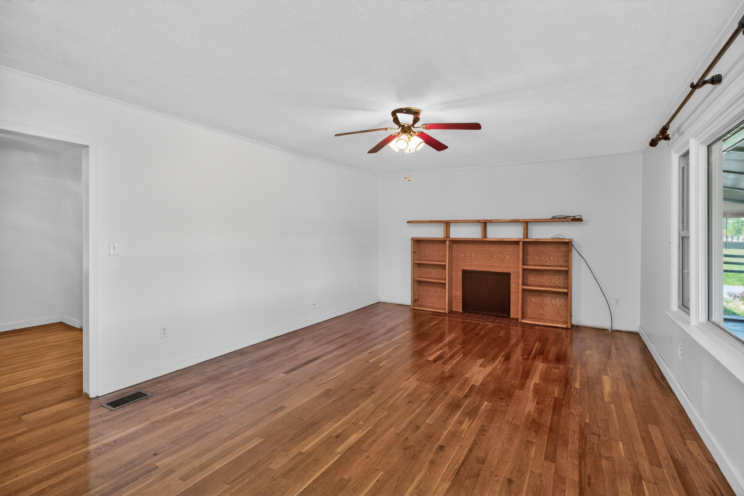 476 College Hill Road Waco, KY 40385 - Photo 2 of 39 106