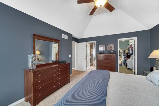 $679,900 | 1008 Asbury Drive, Aurora, IL 60502