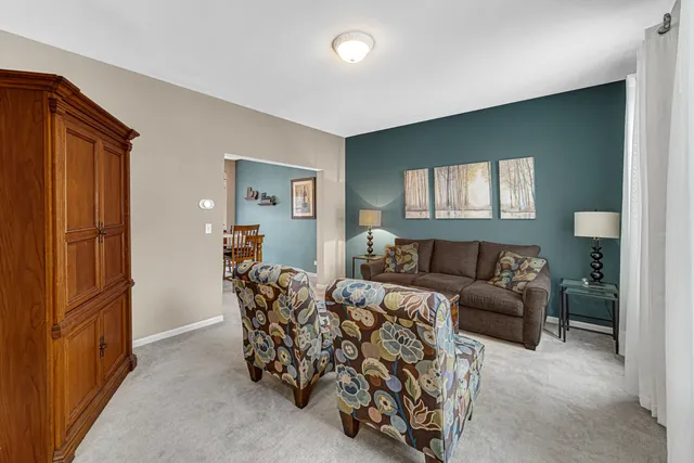 $679,900 | 1008 Asbury Drive, Aurora, IL 60502