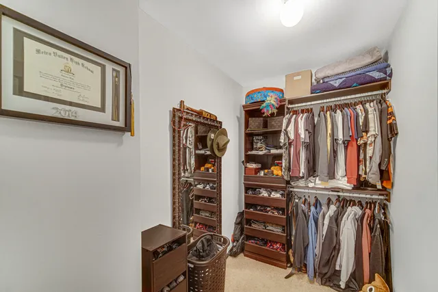 $679,900 | 1008 Asbury Drive, Aurora, IL 60502