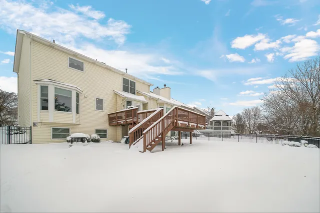 $679,900 | 1008 Asbury Drive, Aurora, IL 60502