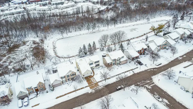 $679,900 | 1008 Asbury Drive, Aurora, IL 60502