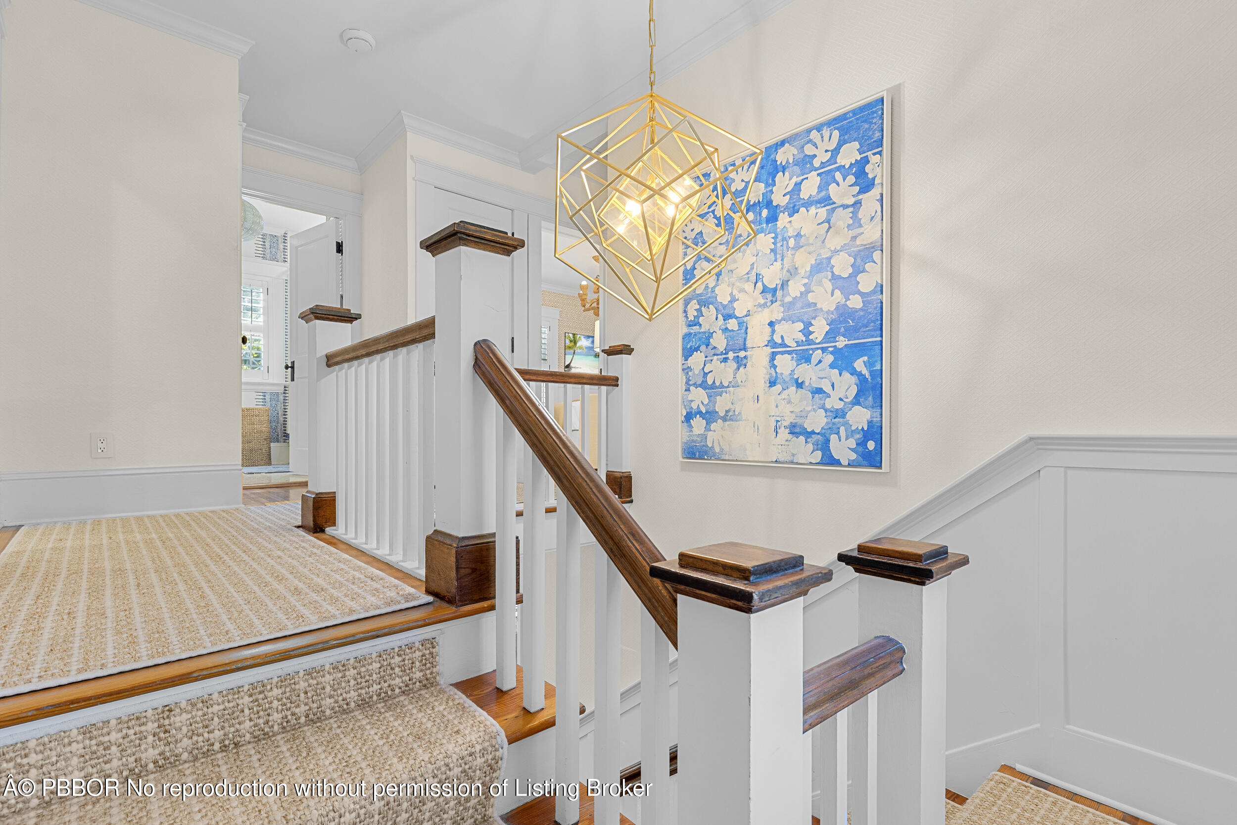 321 Croton Way West Palm Beach, FL 33401 - Photo 23 of 40 a very nice looking room with a couch