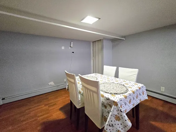 $3,250 | 296 St Nicholas Avenue, Worcester, MA 01606