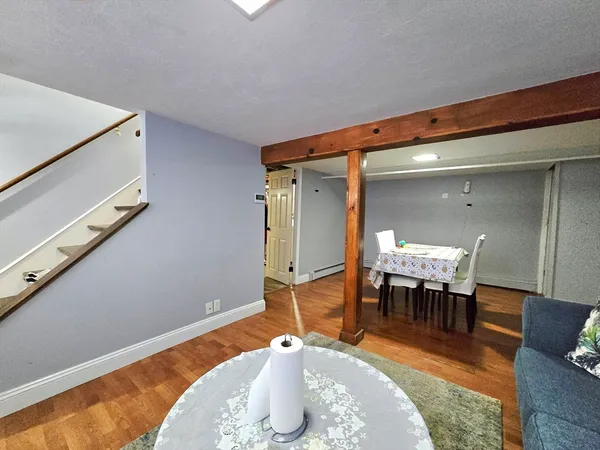 $3,250 | 296 St Nicholas Avenue, Worcester, MA 01606