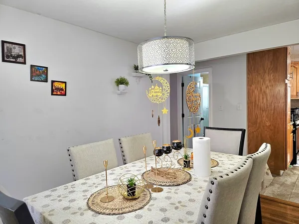 $3,250 | 296 St Nicholas Avenue, Worcester, MA 01606