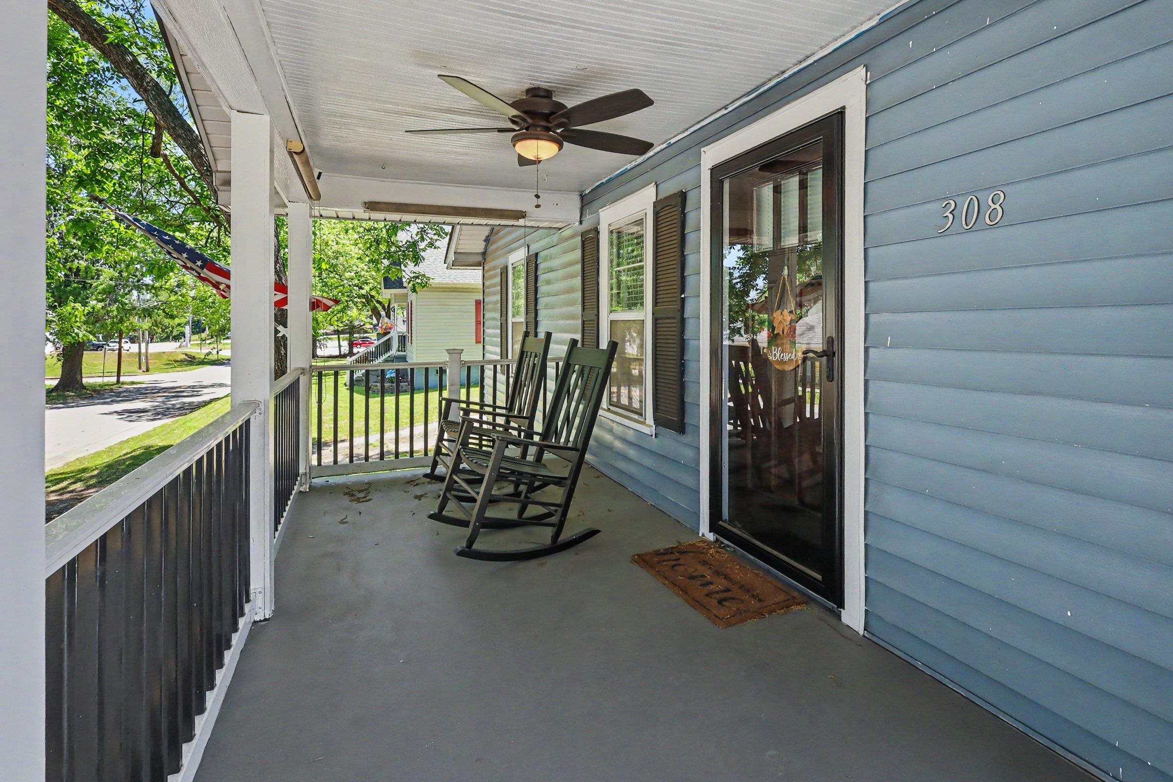 308 Cannon Avenue Greer, SC 29651 - Photo 5 of 27