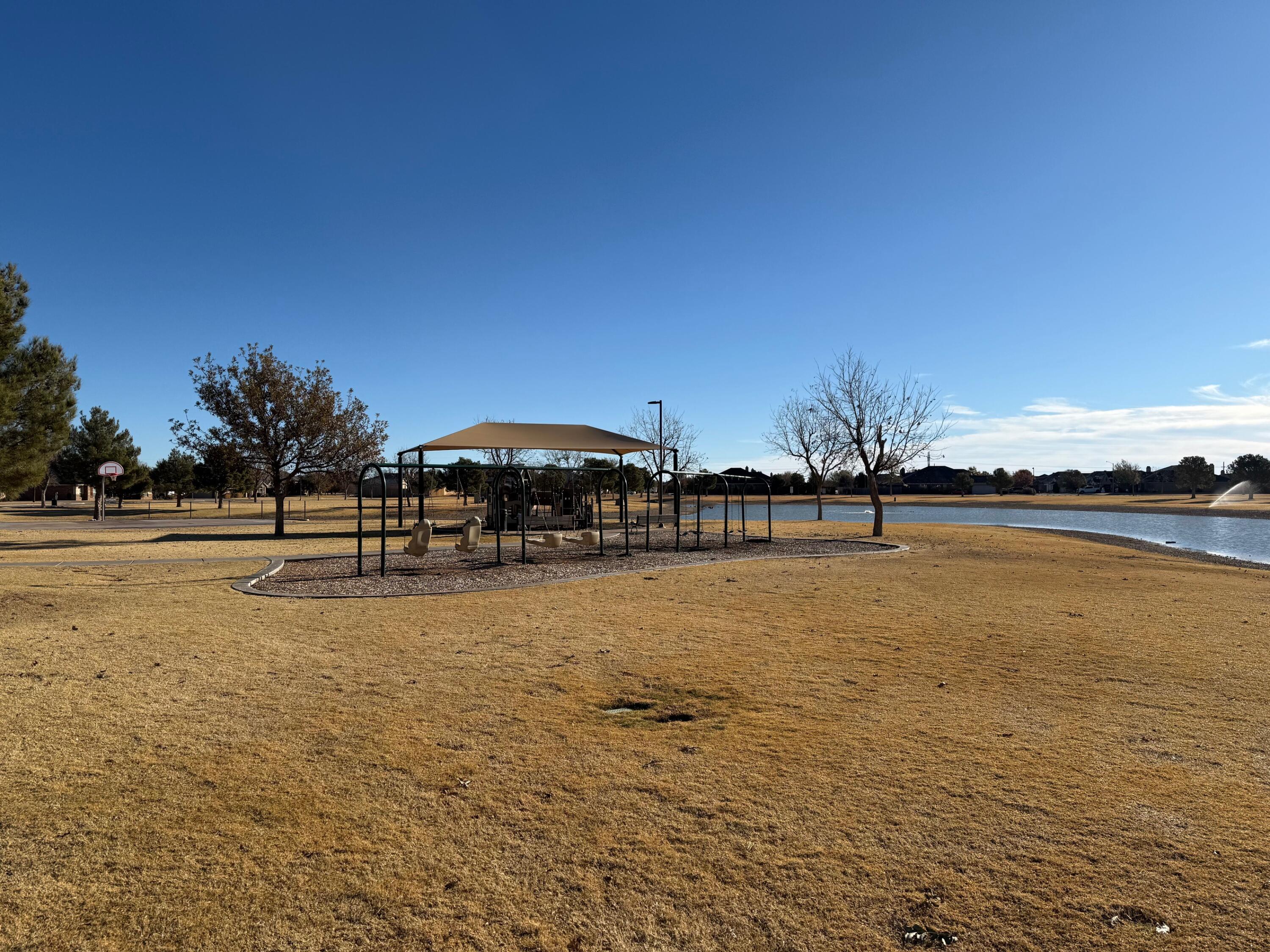 9101 Rochester Avenue Lubbock, TX 79424 - Photo 4 of 30 IMG_2874