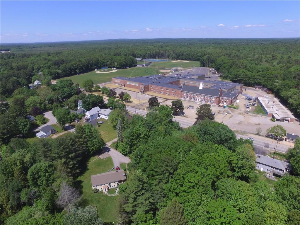 49 Intervale Road Kennebunk, ME 04043 - Photo 33 of 34 Here you can see the house in the...