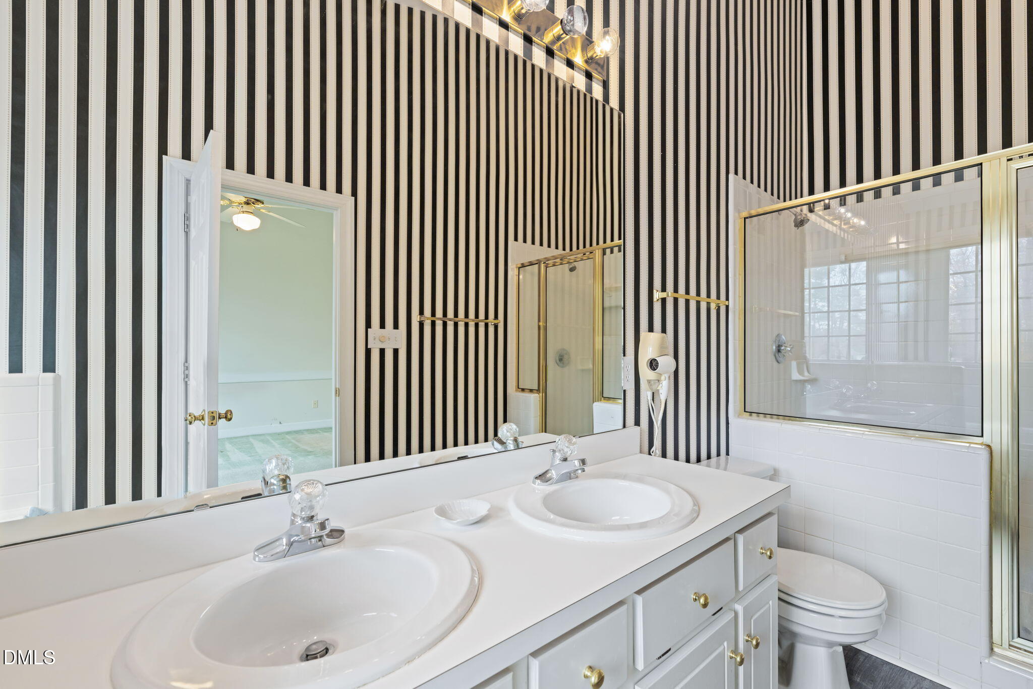2100 Laurel Valley Way Raleigh, NC 27604 - Photo 14 of 19 Primary Bath