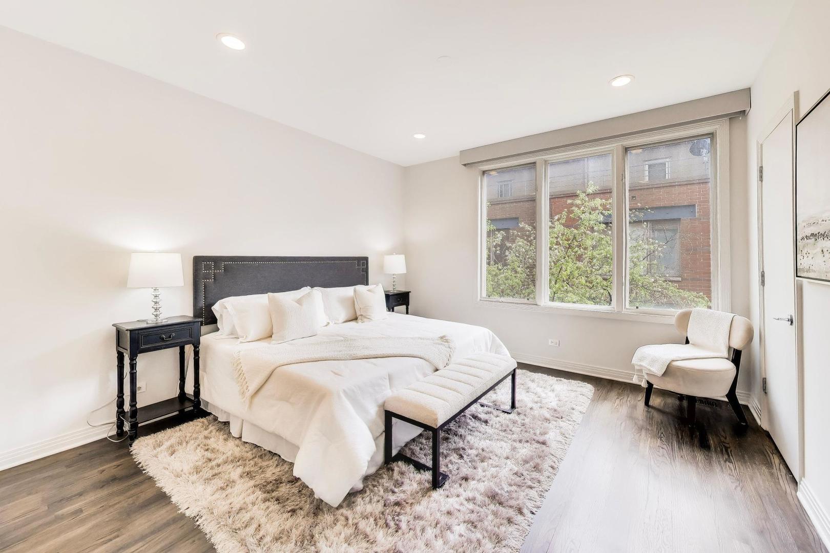 320 North Clinton Street, Unit D Chicago, IL 60661 - Photo 22 of 50