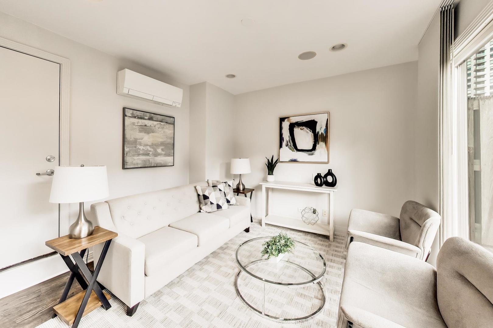 320 North Clinton Street, Unit D Chicago, IL 60661 - Photo 31 of 50