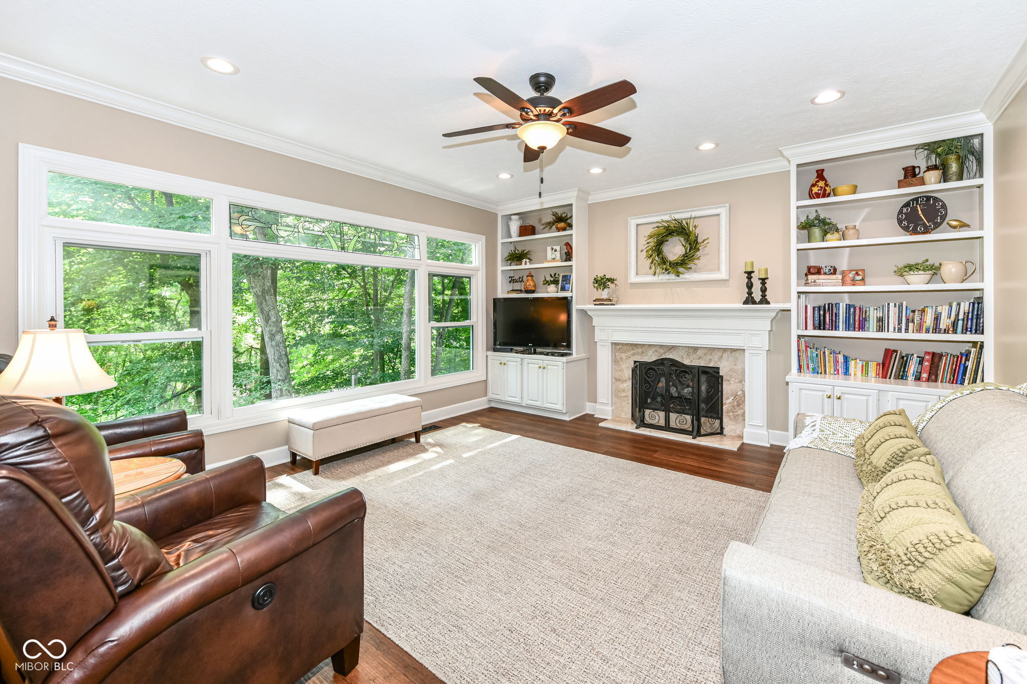 9825 Covington Boulevard Fishers, IN 46037 - Photo 4 of 59