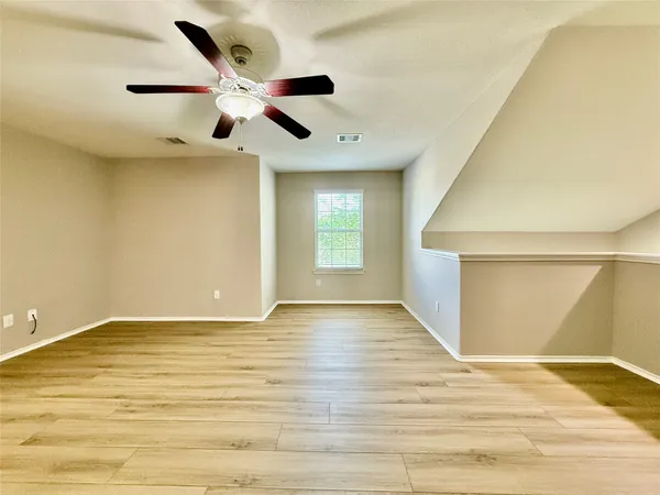 $440,000 | 150 Meadow Grove Drive, Conroe, TX 77384