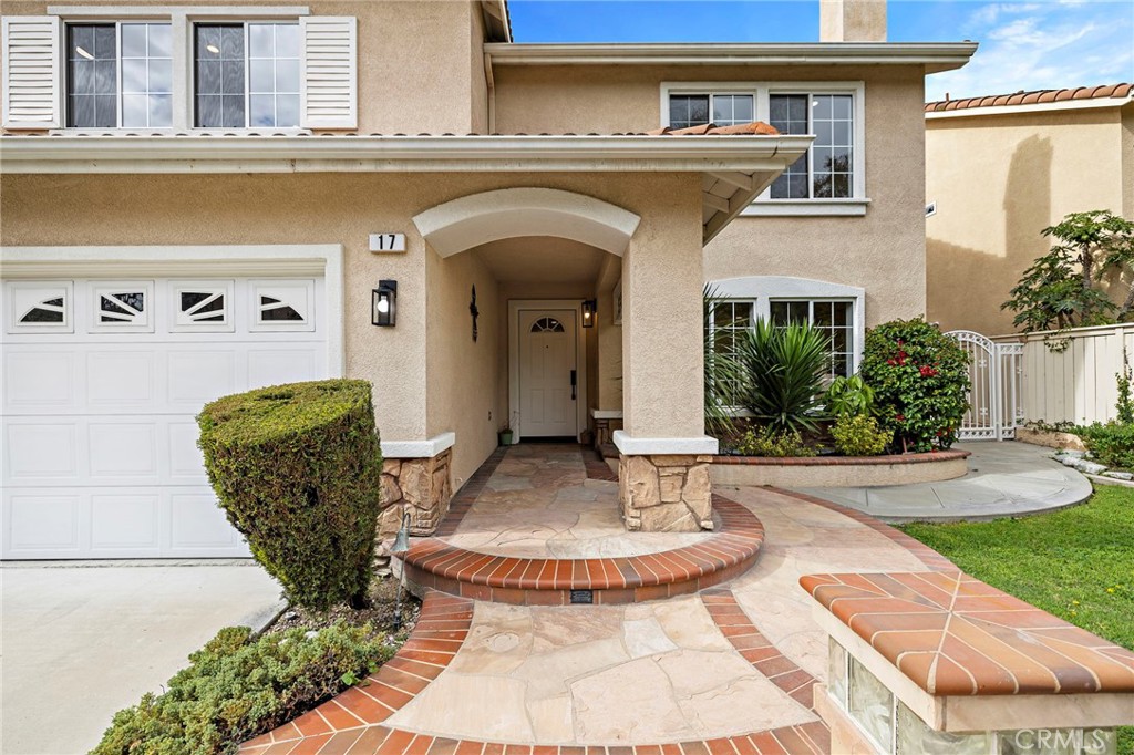 17 Rhode Island Irvine, CA 92606 - Photo 5 of 62 a view of a house with outdoor seating space