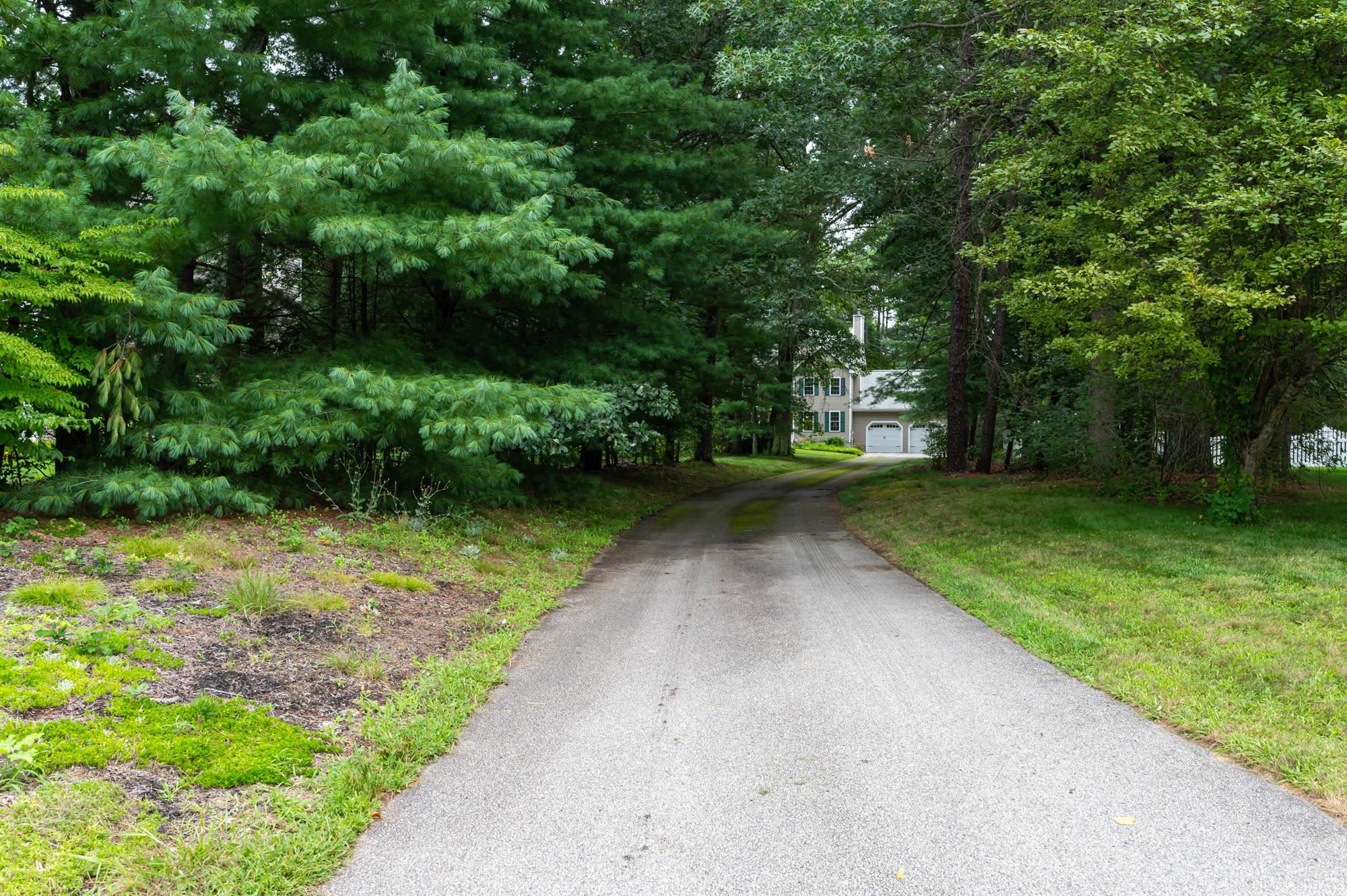 10 Homestead Road Amherst, NH 03031 - Photo 25 of 33