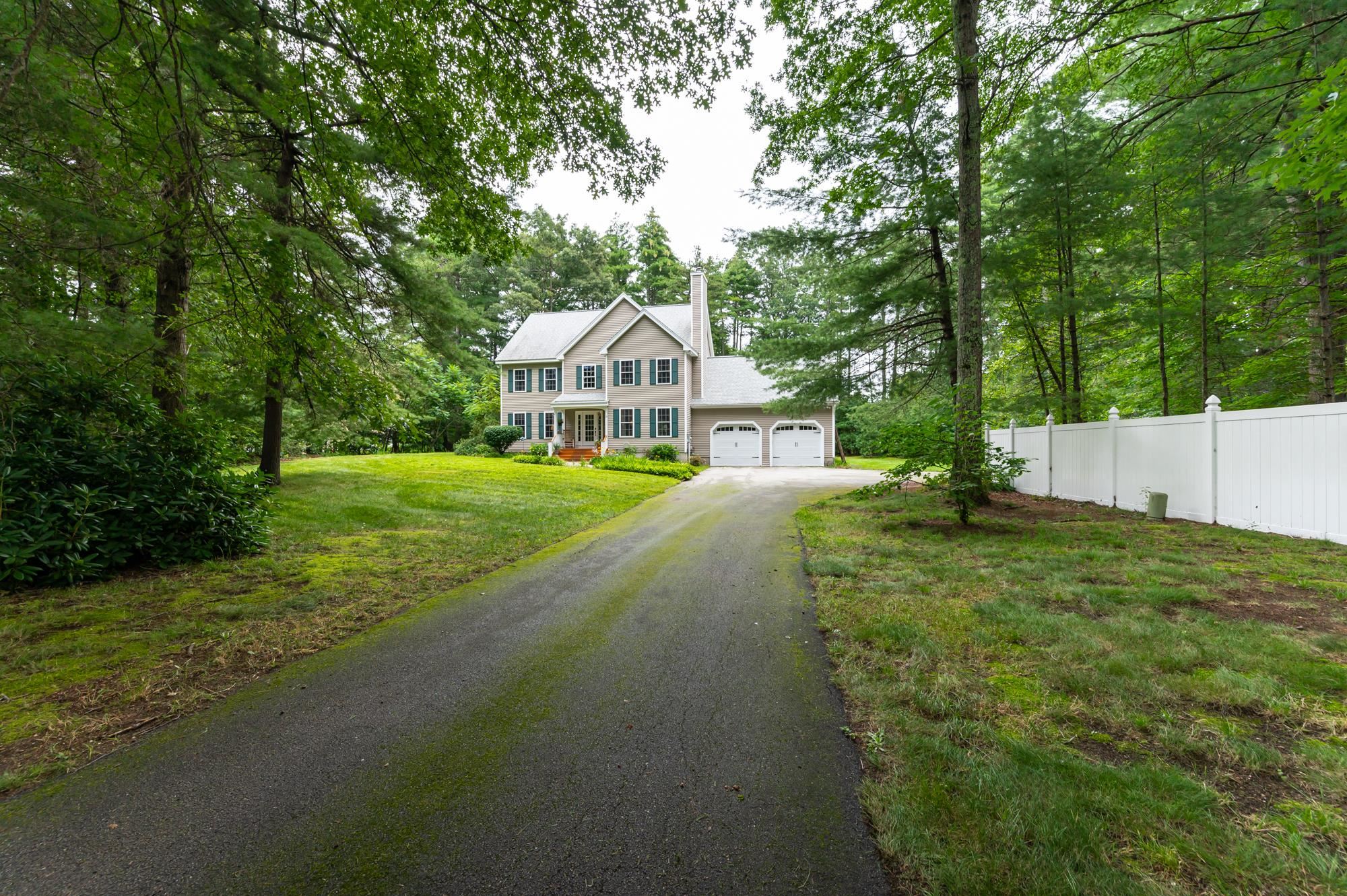 10 Homestead Road Amherst, NH 03031 - Photo 26 of 33