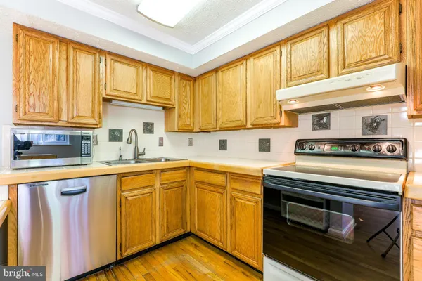 $3,000 | 11517 Ivy Bush Court, Reston, VA 20191