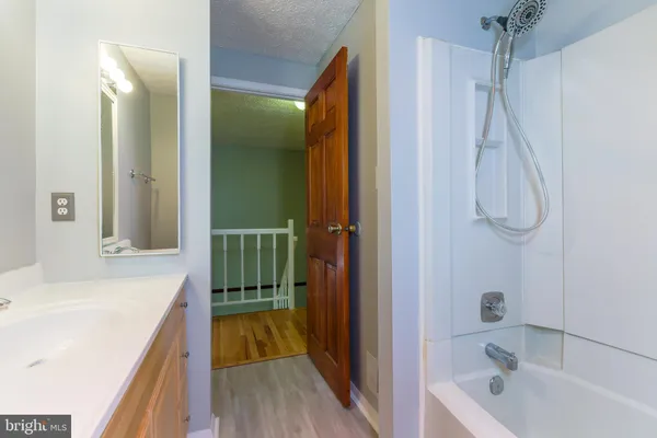 $3,000 | 11517 Ivy Bush Court, Reston, VA 20191