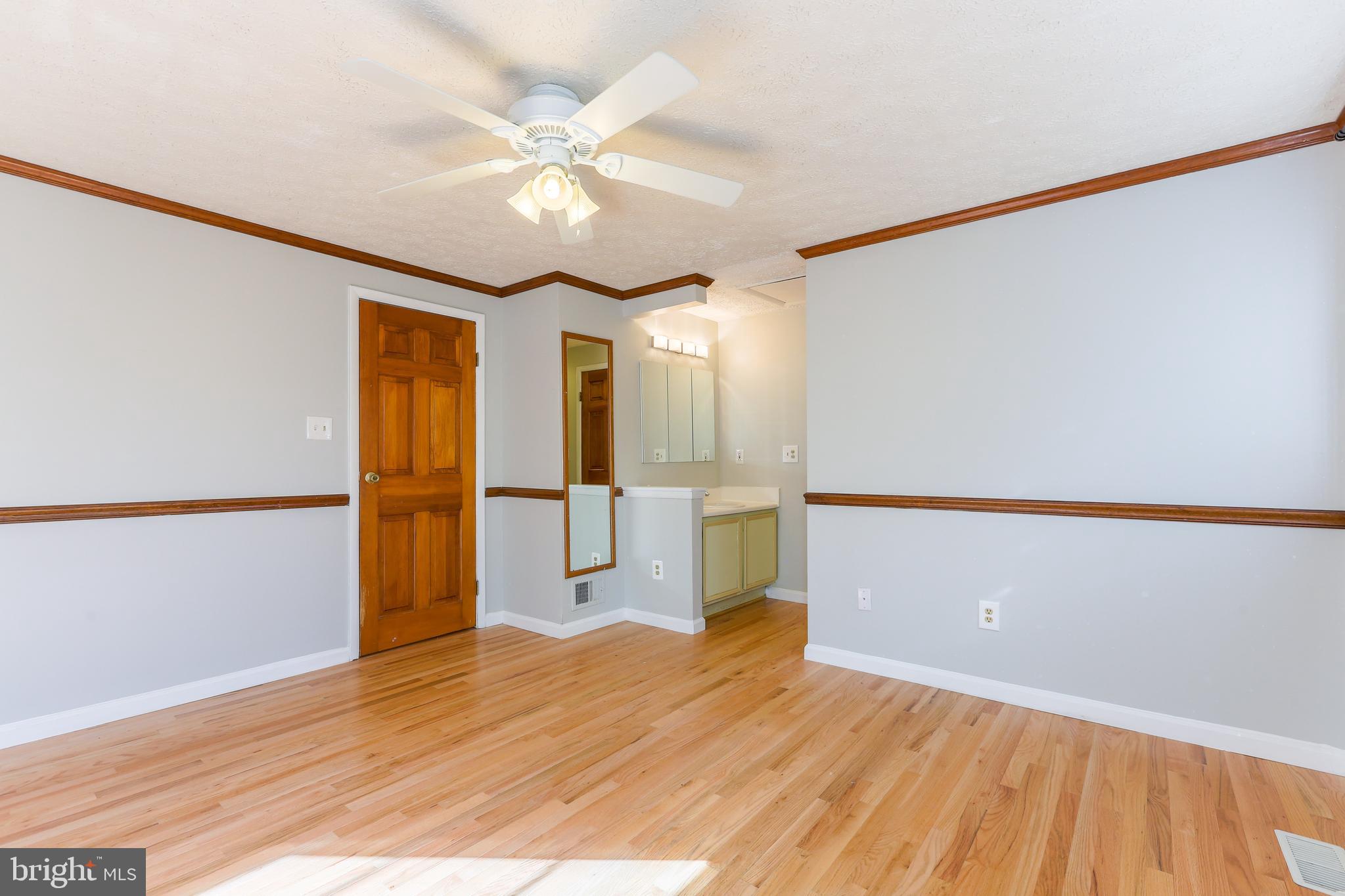 11517 Ivy Bush Court Reston, VA 20191 - Photo 33 of 61