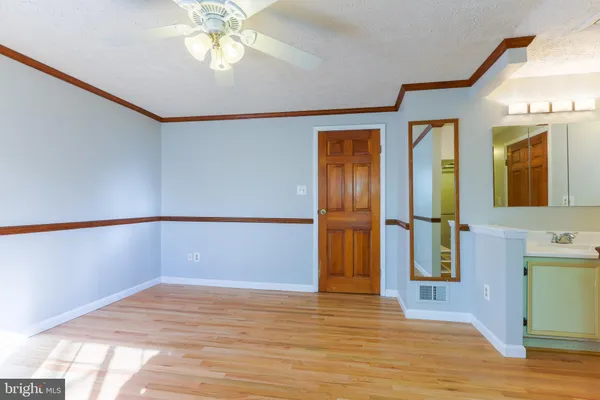 $3,000 | 11517 Ivy Bush Court, Reston, VA 20191