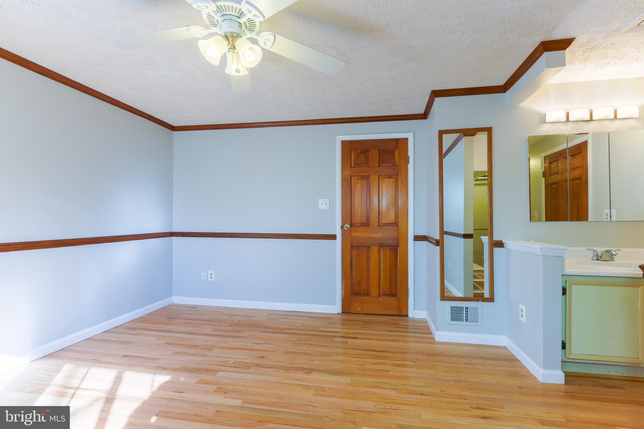 11517 Ivy Bush Court Reston, VA 20191 - Photo 34 of 61