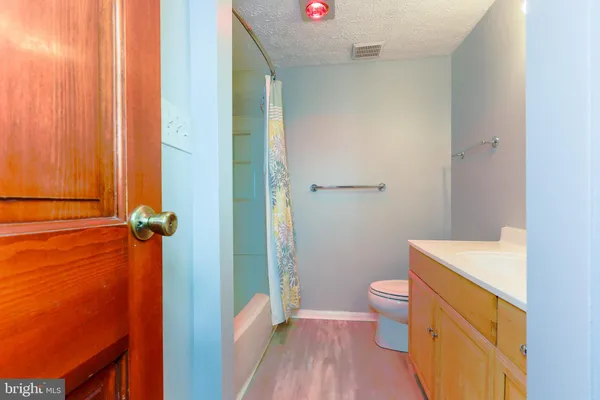 $3,000 | 11517 Ivy Bush Court, Reston, VA 20191