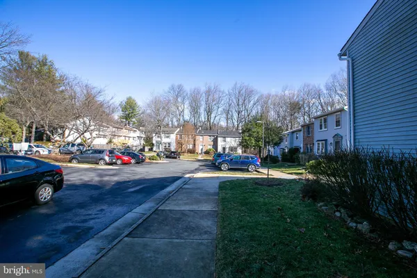 $3,000 | 11517 Ivy Bush Court, Reston, VA 20191