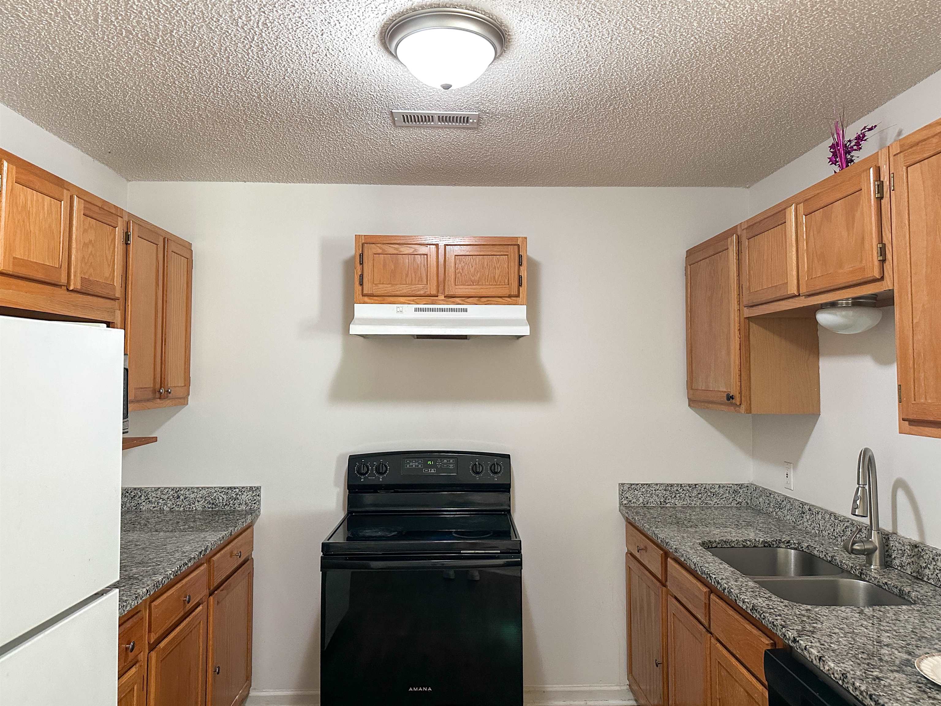 348-350 Miller Pointe Drive Inman, SC 29349 - Photo 8 of 15 Gallery Image 8