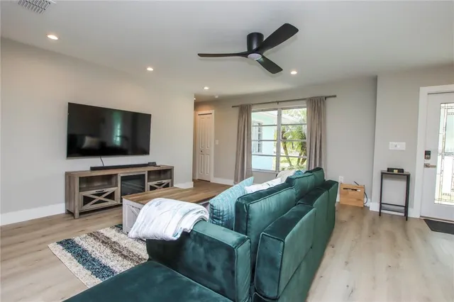 $12,200 | 1057 Blue Heron Drive, Sanibel, FL 33957