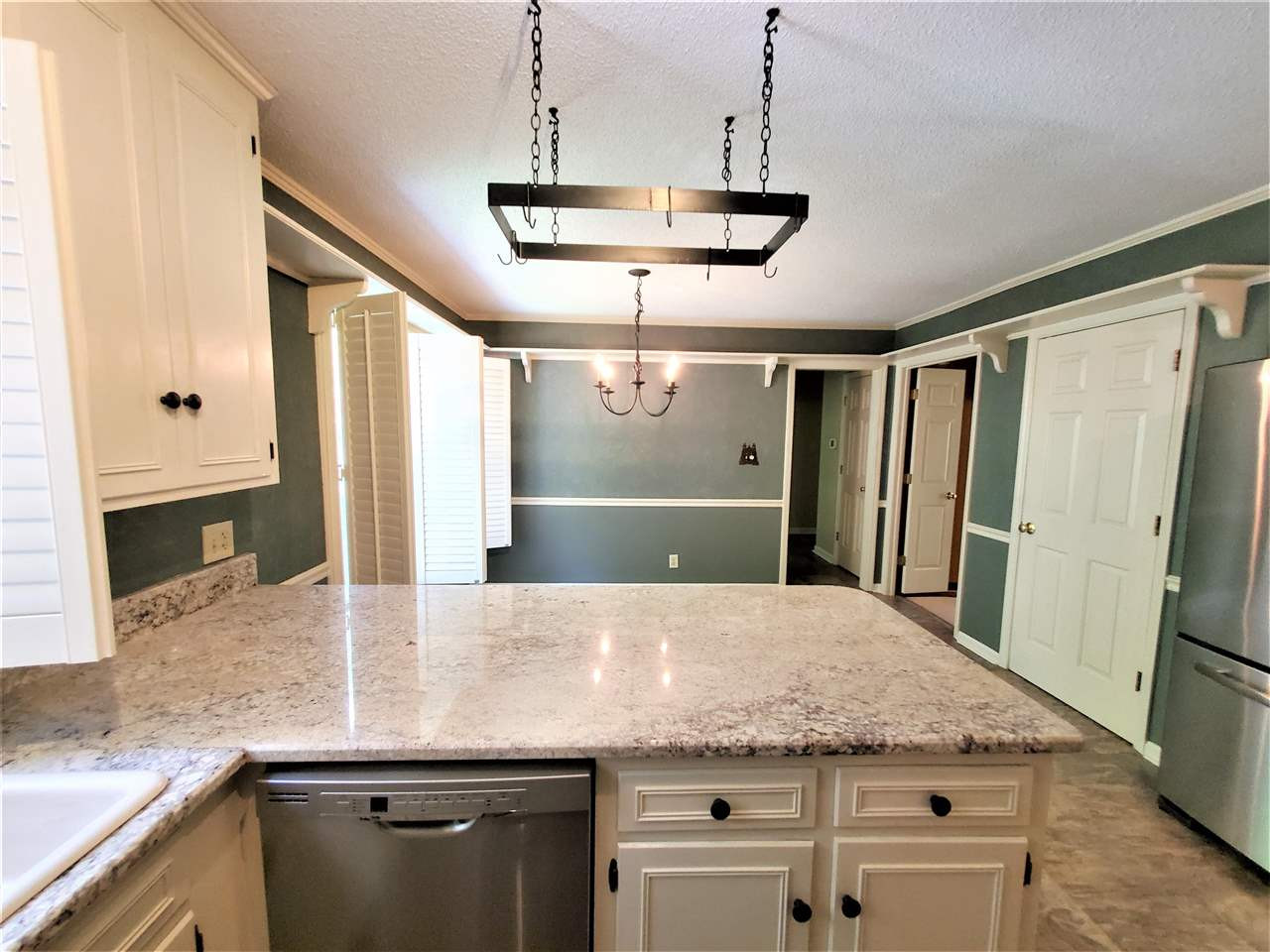 2006 Bivins Road Durham, NC 27712 - Photo 18 of 30 Kitchen/Breakfast