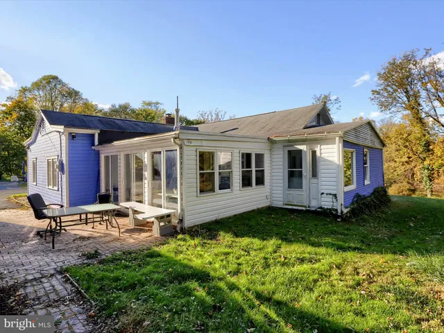 $435,000 | 1007 Brentwater Road, Camp Hill, PA 17011