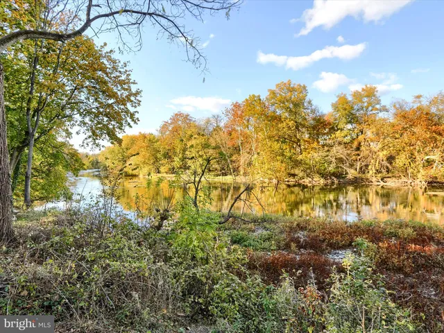 $435,000 | 1007 Brentwater Road, Camp Hill, PA 17011