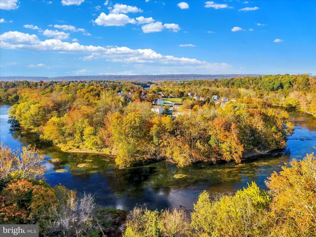 $435,000 | 1007 Brentwater Road, Camp Hill, PA 17011