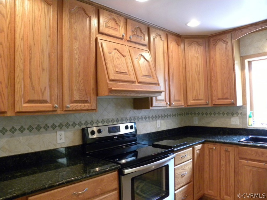 9501 Meadowgreen Road Henrico, VA 23294 - Photo 11 of 24 Gallery Image 11