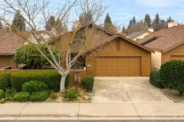 $410,000 | 1809 Holly Oak Drive, Modesto, CA 95354