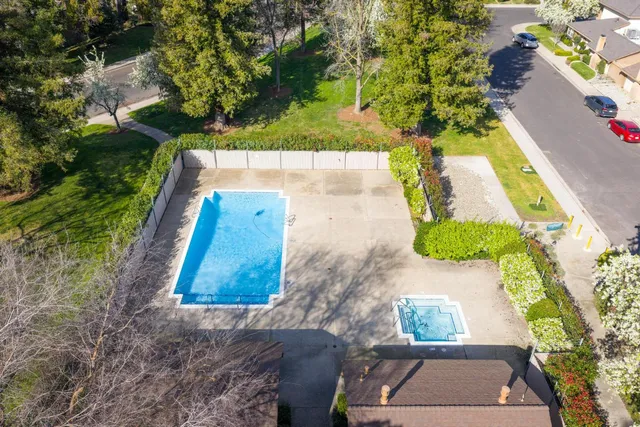 $410,000 | 1809 Holly Oak Drive, Modesto, CA 95354