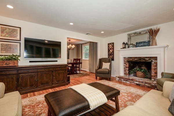 102 Robert Road Holliston, MA 01746 - Photo 13 of 30 Gallery Image 13